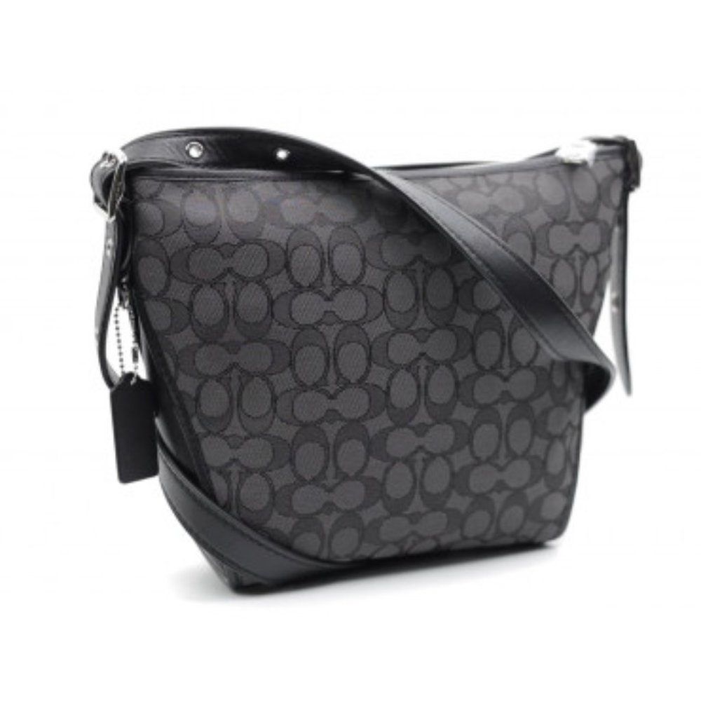 CCOACH WOMEN'S SIGNATURE SMALL DUFFLETTE (BLACK/SMOKE)